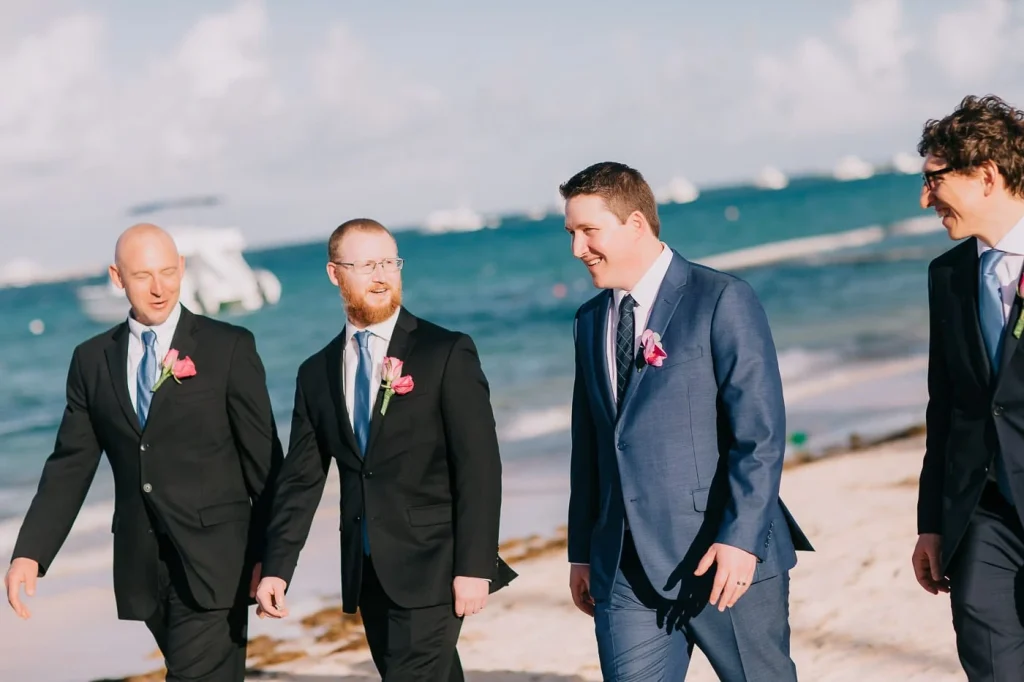 Choosing Groom and Groomsmen Apparel